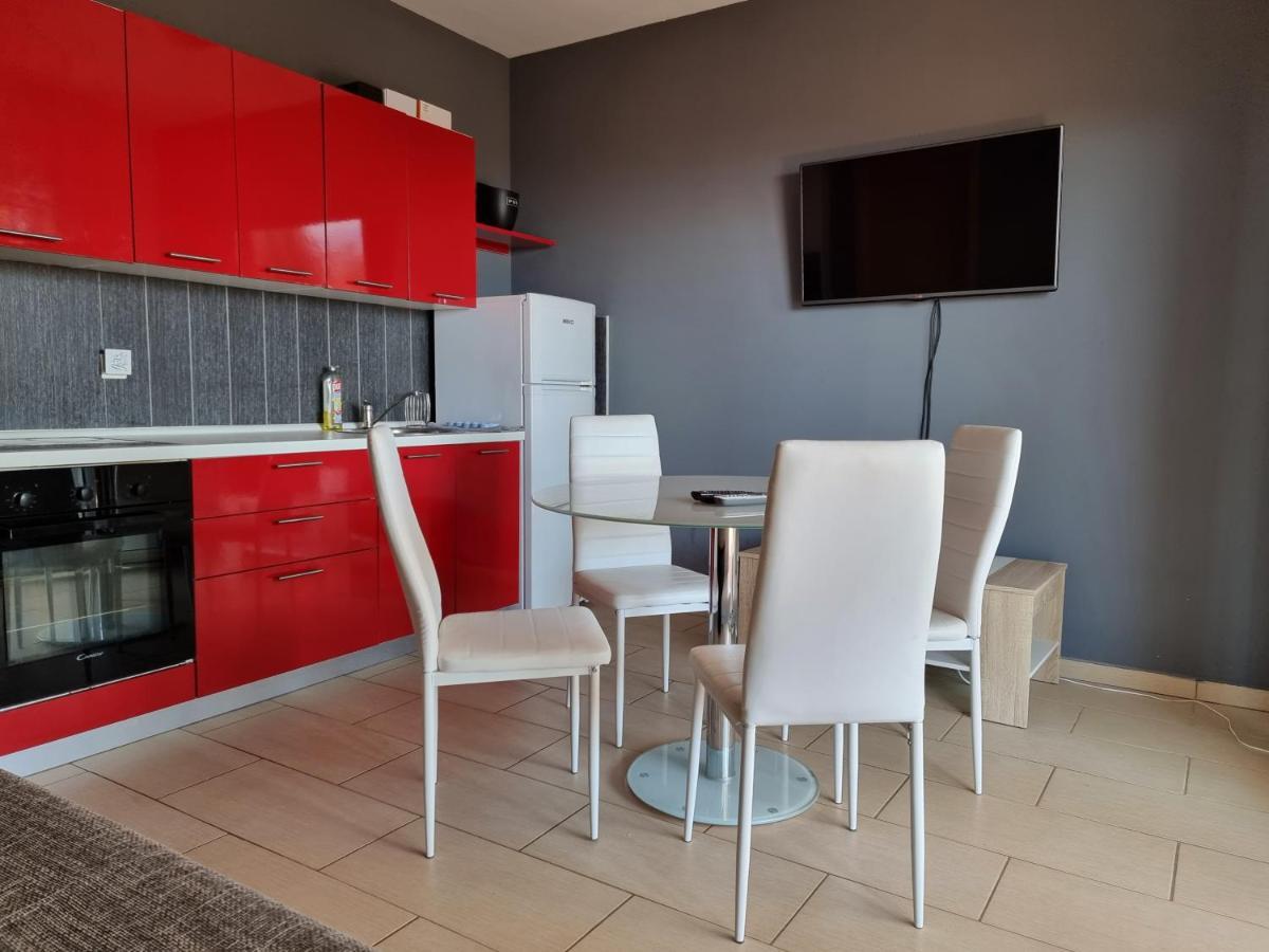 Apartment Wallot Novalja Eksteriør billede